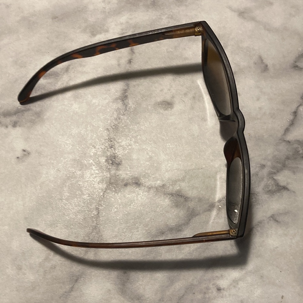 Sunglasses - Picture 13 of 14